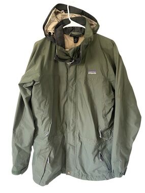 PATAGONIA Parka Coat Olive Green Men’s medium